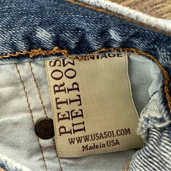 Petros Upcycled Vintage Womens 30 Levi’s 501 Jean Shorts Distressed High Waisted - Picture 7 of 8